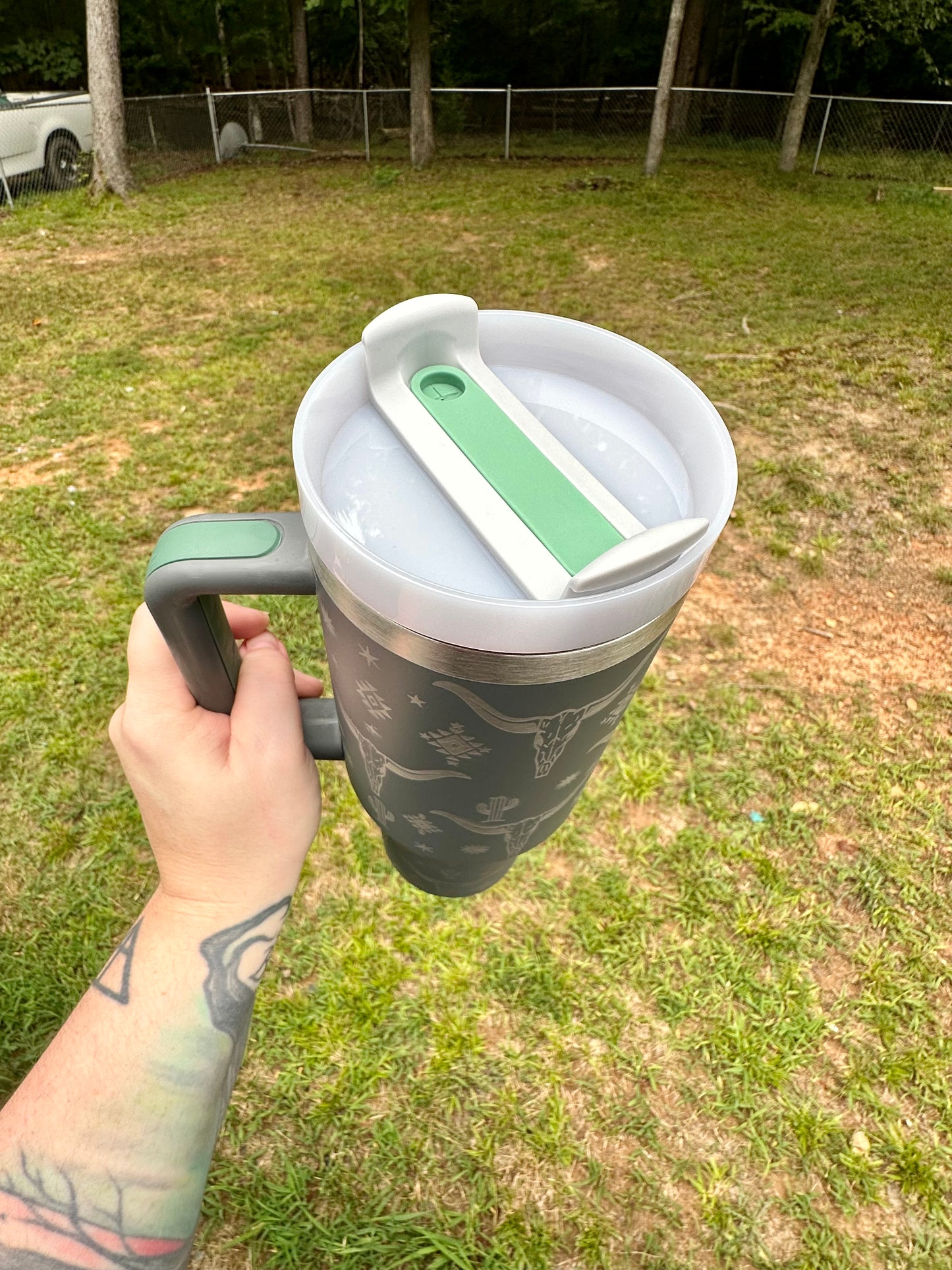 40oz Grey Longhorn Engraved Tumbler